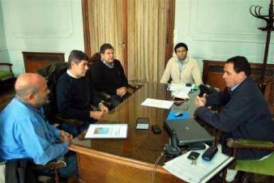 Se instalar�n barreras ferroviarias motorizadas en pasoniveles