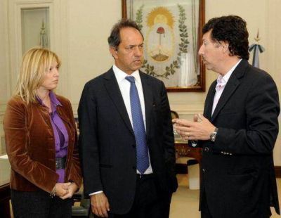 Scioli recibi� en La Plata al intendente Posse