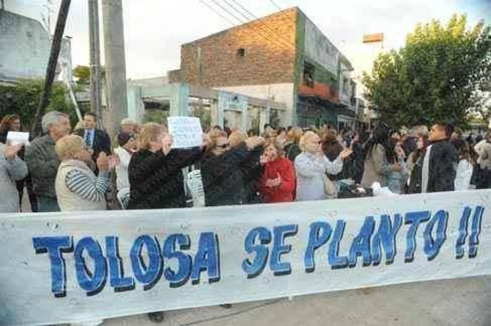 Gran movilizaci�n vecinal en Tolosa contra la inseguridad