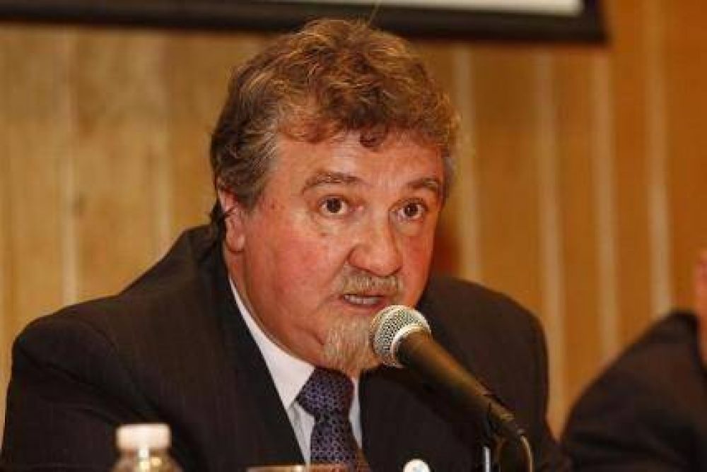 Goye pide autorizar descubierto bancario por 10,8 millones de pesos mensuales