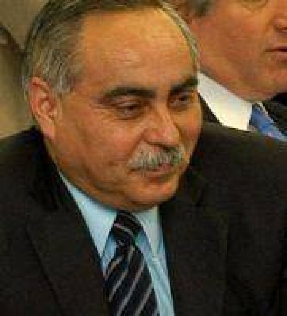 Diputado bonaerense tild� a Felipe Sol� como �el de la memoria fr�gil�.