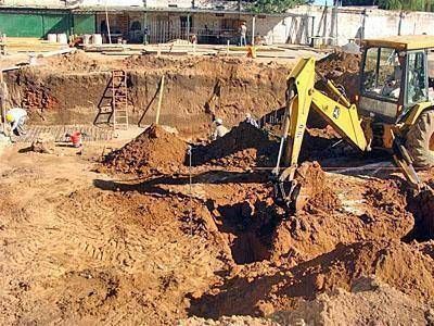 Construyen a ritmo sostenido la sede del Centro Cultural �Biblioteca Men�ndez�