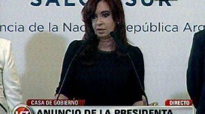 Cristina propone un retiro gradual de la Polic�a Federal del subte