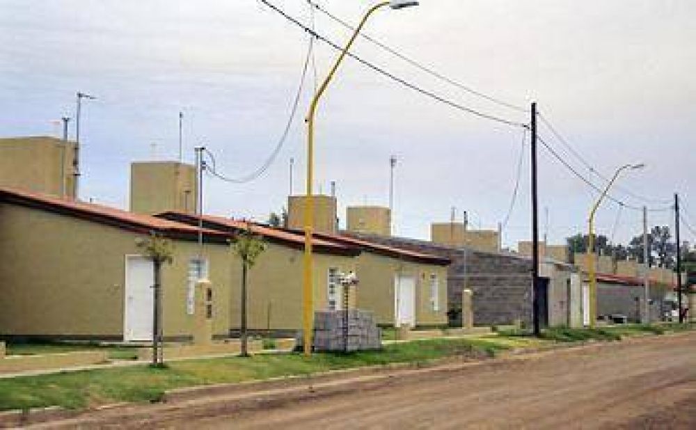 Open Door: el gobierno proyecta un plan de viviendas y extender la red cloacal