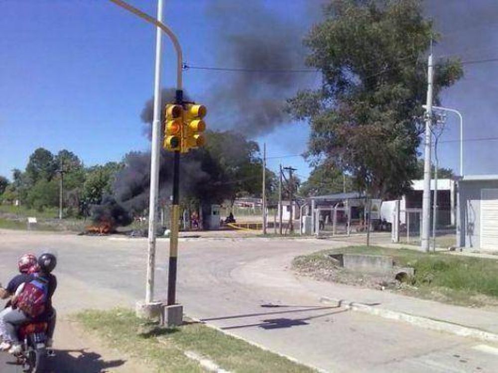 Camau y recolectores acordaron un encuentro para resolver el conflicto