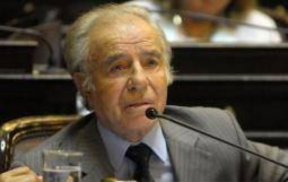 Carlos Menem otra vez deber� afrontar un juicio oral