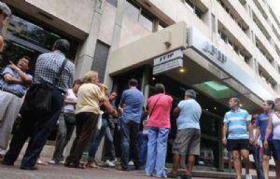 En Mendoza, 27 mil aut�nomos deber�n pagar 18% m�s a AFIP
