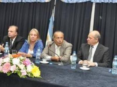 Universidad Nacional de Villa Mercedes: quieren que las clases empiecen en el 2013