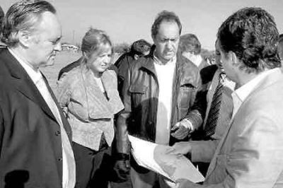 Scioli destac� a trabajadores de la salud tras un paro por aumentos salariales