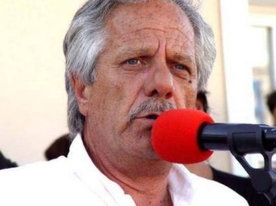 R�o Negro: Saiz dijo que nadie le va a sacar el sello de radical y como gobernador tiene derecho 