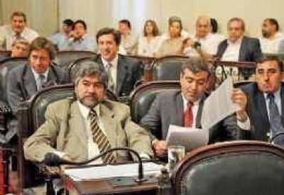 Seg�n opositores, Alperovich no puede condicionar a la Justicia