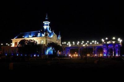 El Museo de Arte de Tigre se ti�� de azul en el D�a mundial del Autismo