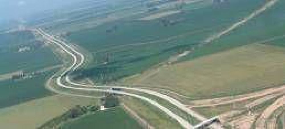 Confirman que el tramo santafesino de la autopista estar� para mayo 