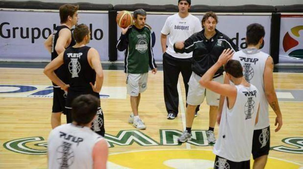 Gimnasia Indalo viaj� anoche y quiere dar el golpe de entrada