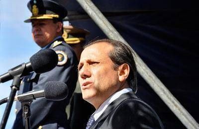 Jorge encabez� el acto por los 30 a�os de Malvinas en la avenida Spinetto