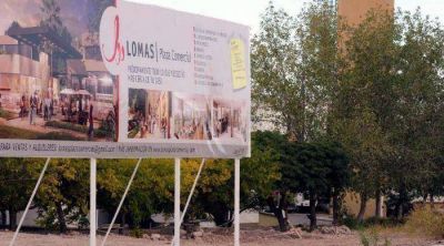 Vecinos del barrio Champagnat, en contra de un centro comercial