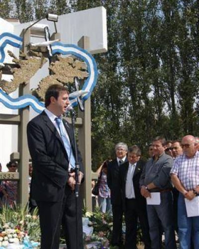 LUJ�N - EL DR. LUCIANI EN EL ACTO DE CONMEMORACION DE LOS 30  A�OS DE MALVINAS