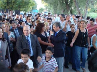 Villa Mercedes: el Barrio Obras Sanitarias estrena 11 nuevas cuadras de pavimento