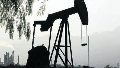 Estudian usar dinero de los jubilados para comprar YPF