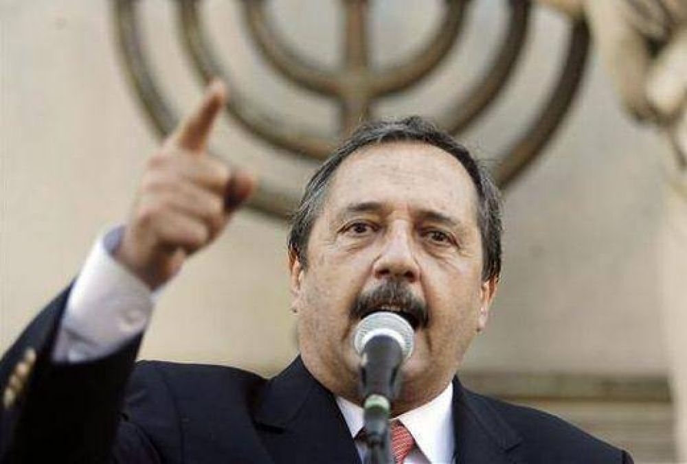 Alfons�n: �Debemos ordenar una auditor�a sobre todas las �reas petroleras concesionadas�