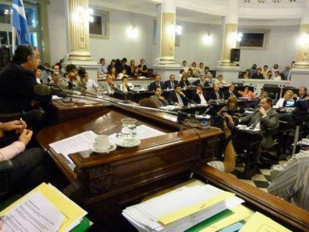 Diputados espera por el qu�rum