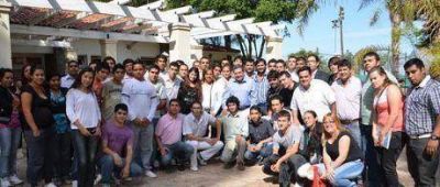 Juventud riojana acuerda apoyo a la gesti�n del gobernador