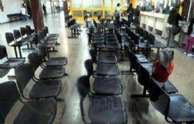 Sin m�dicos ni enfermeros, pero tampoco hubo pacientes