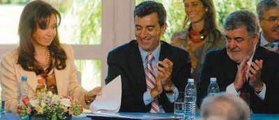 Ayer en Olivos la Presidenta reglament� la Ley de Bosques.