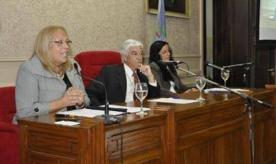 La Intendente Stella Maris Giroldi dej� inauguradas las Sesiones Ordinarias 2012 del HCD