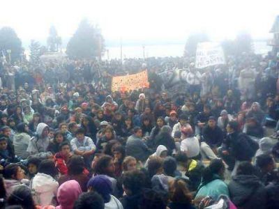 Contin�a la ocupaci�n de los estudiantes