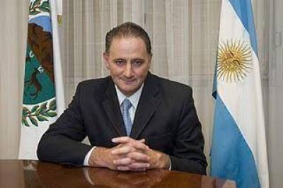 P�rsico: �Hay cosas interesantes pero no hay cambios trascendentales para la provincia�