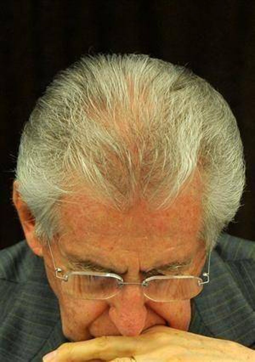 Lanza Monti una amplia reforma laboral