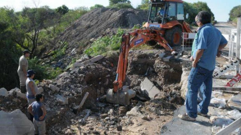 Se rompi� un ca�o en Rondeau y media ciudad qued� sin agua