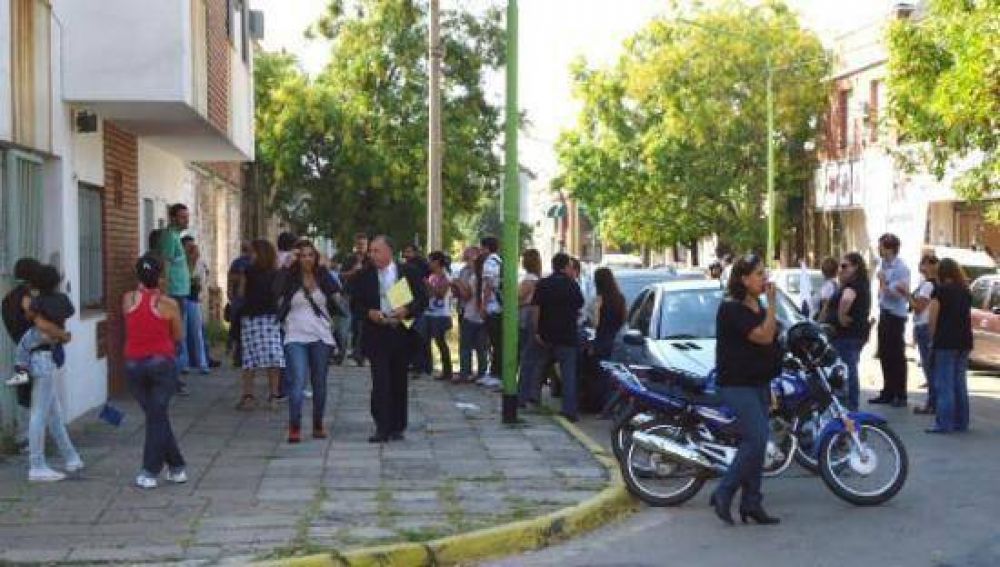 Judiciales bonaerenses rechazaron oferta salarial del Gobierno y realizaron movilizaciones en la ciudad