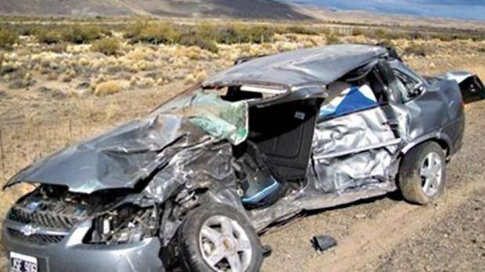 Integrantes de una familia de Sarmiento, murieron en un choque frontal en ruta 40