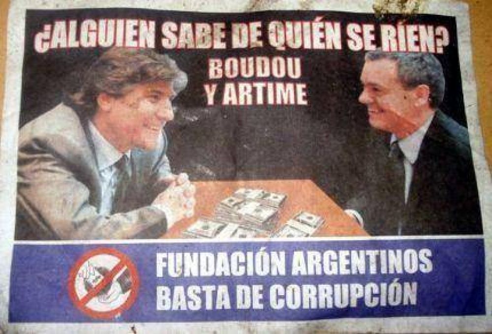 Volanteada en Mar del Plata contra Amado Boudou y Marcelo Artime