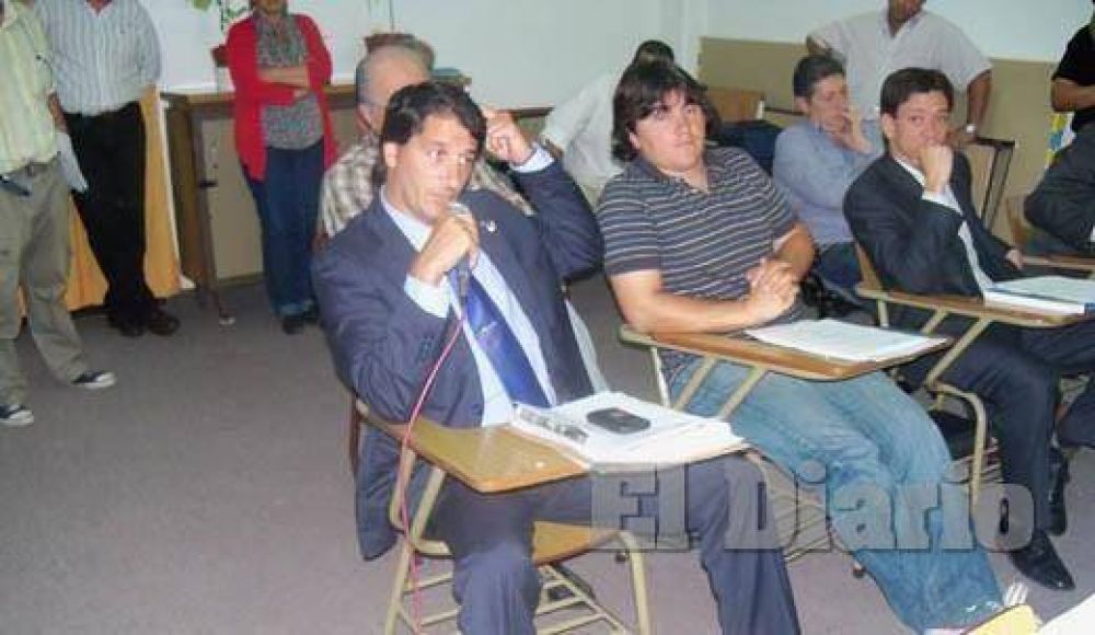 Walter Rold�n pidi� disculpas por el esc�ndalo en el HCD