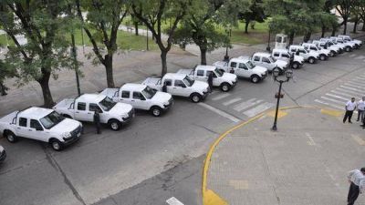La Intendente entreg� 16 nuevos m�viles a la Polic�a y anunci� avances en materia de seguridad