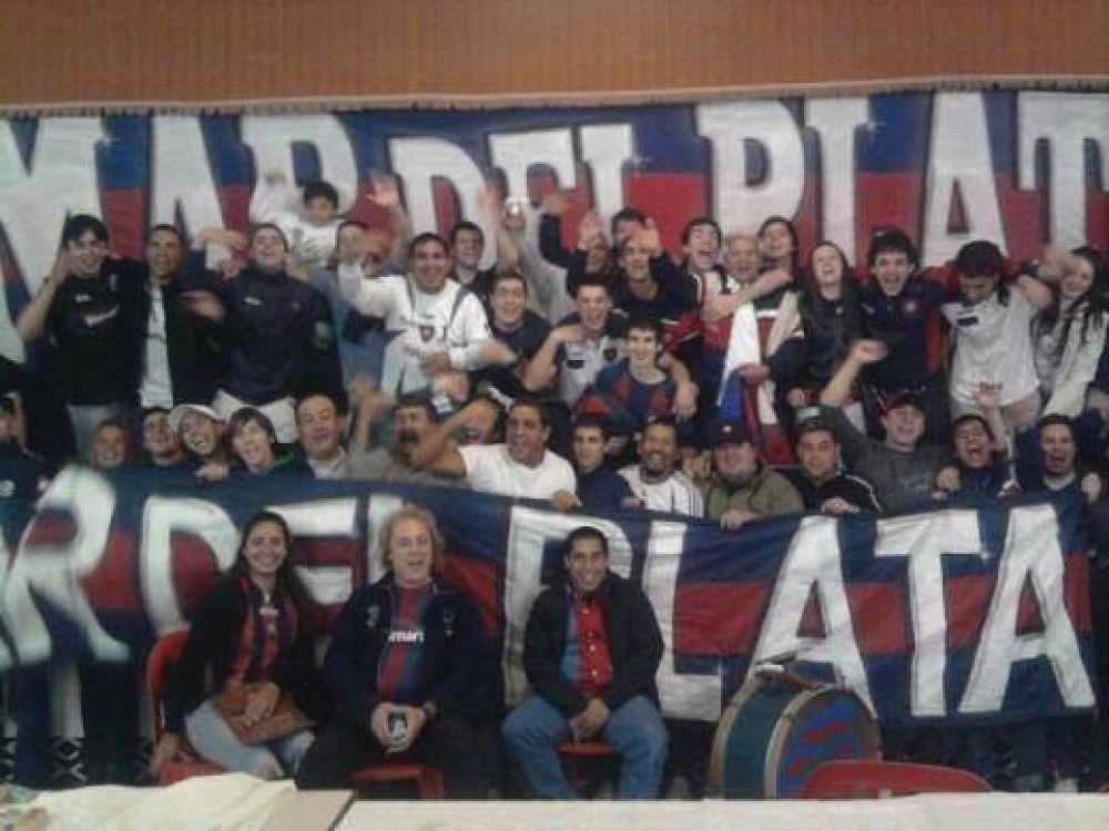 San Lorenzo inaugura una nueva pe�a en la ciudad