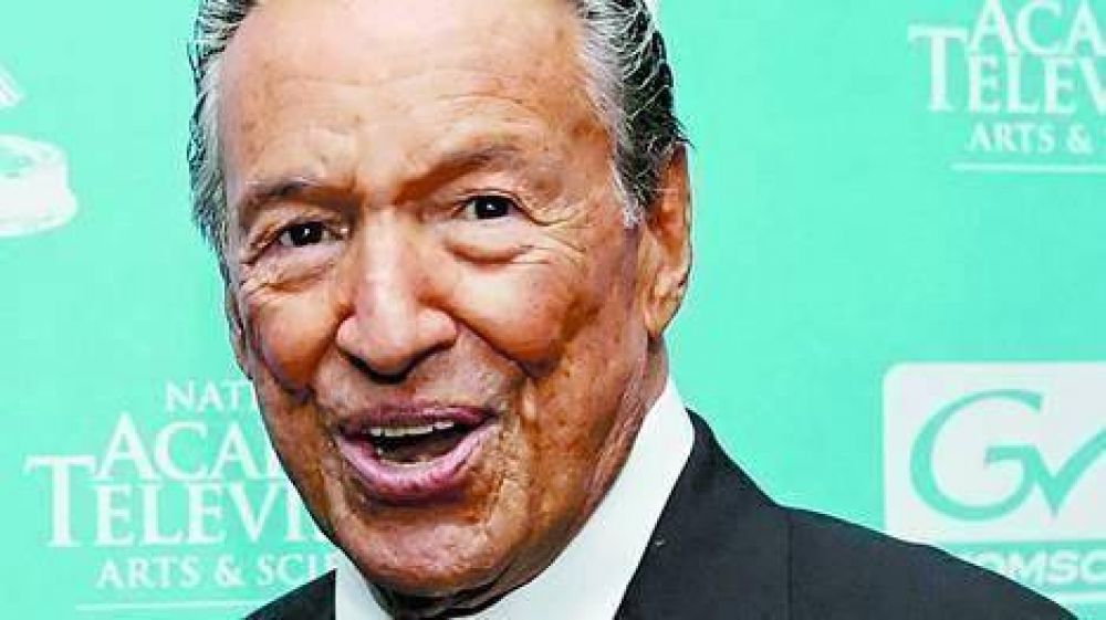 Adi�s a un s�mbolo de la televisi�n estadounidense