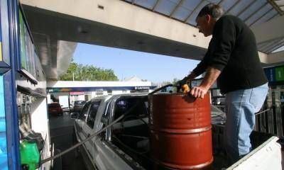Entre 8.000 y 10.000 trabajadores mendocinos, en vilo por el futuro de YPF