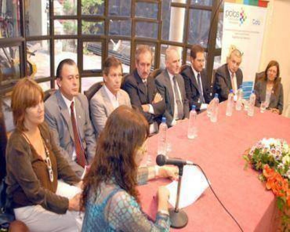 Suman los aportes de entidades locales