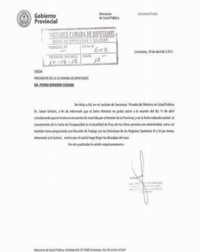 Juli�n Dindart justific� su ausencia