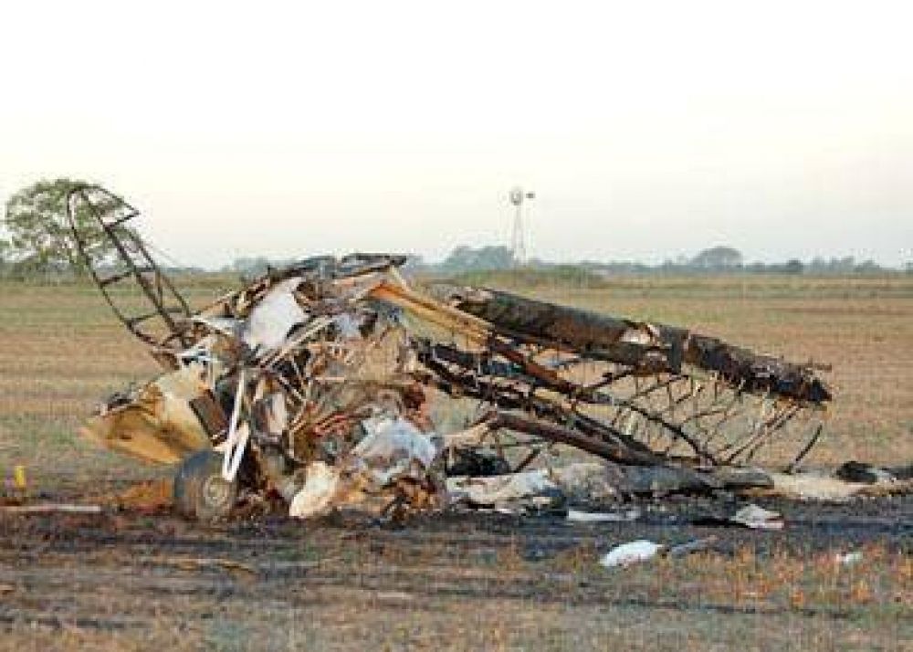 Cay� a tierra una avioneta y falleci� un reconocido piloto pergaminense