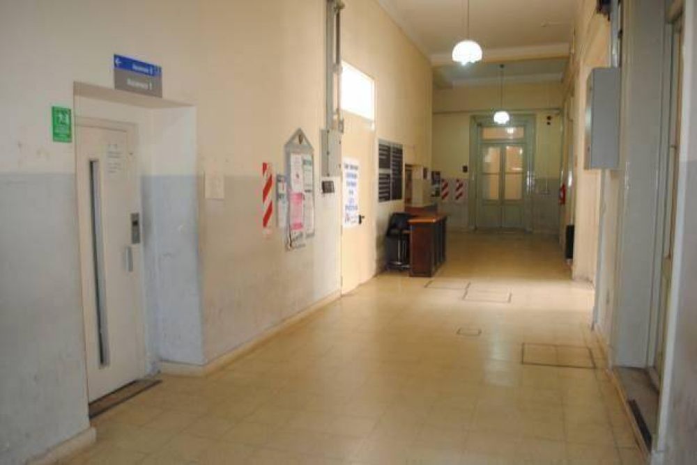 Judiciales rechazaron la oferta y van al paro ma�ana y el jueves