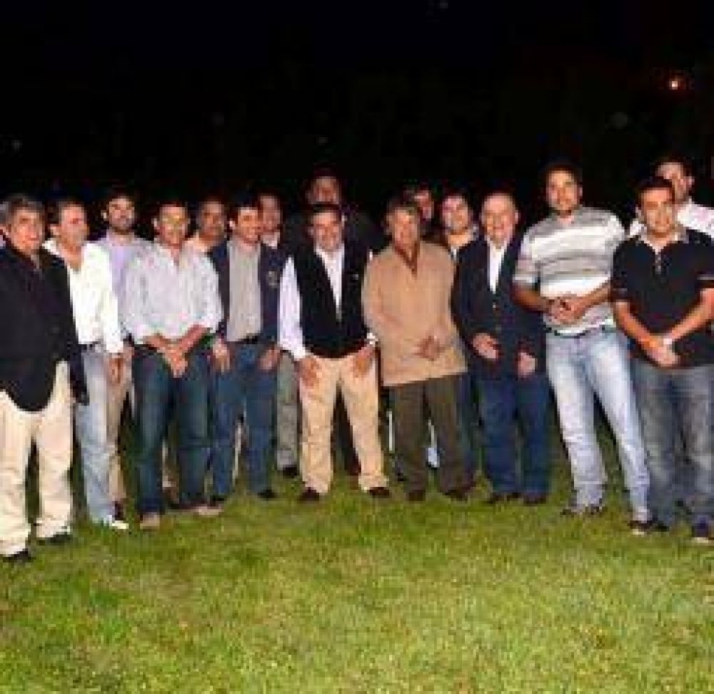 16 intendentes ratificaron su alineamiento a la gesti�n Beder Herrera
