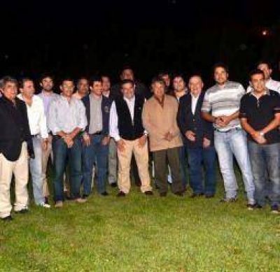 16 intendentes ratificaron su alineamiento a la gesti�n Beder Herrera