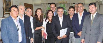 El gobernador recibi� a diputados que representar�n a La Rioja en el NOA