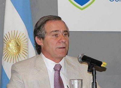 Co.M.Pla.De: �Prefiero que discuta cosas que tengan sentido� 