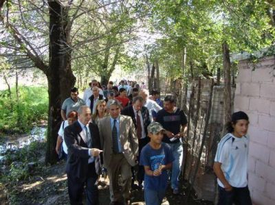 Villa Mercedes: El Gobernador visit� el sector m�s castigado por el fuerte temporal